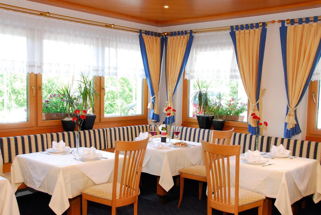 Feldhof Schenna Aparthotel Bagian luar foto