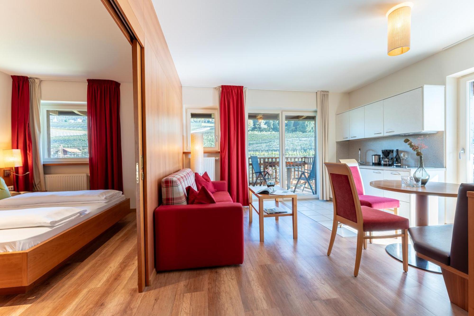 Feldhof Schenna Aparthotel Bagian luar foto