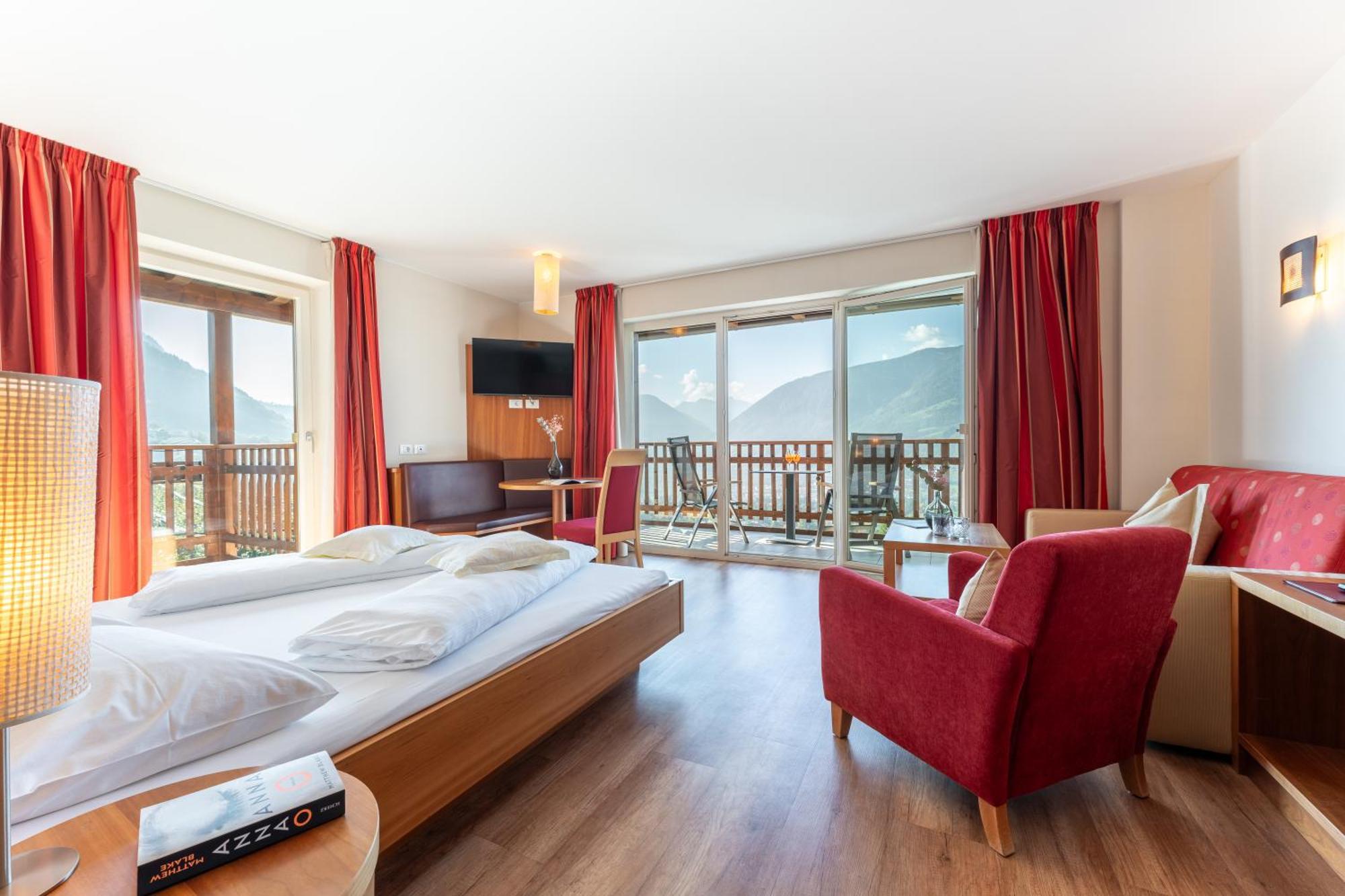 Feldhof Schenna Aparthotel Bagian luar foto